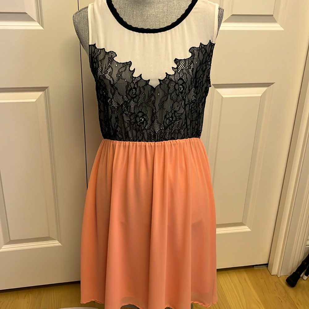 Women's cocktail dress sz L